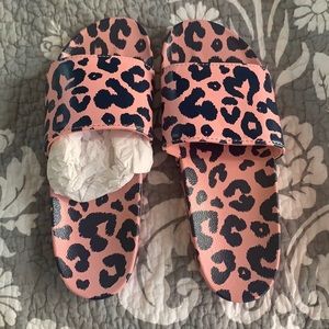Aerie women’s slides size 8
